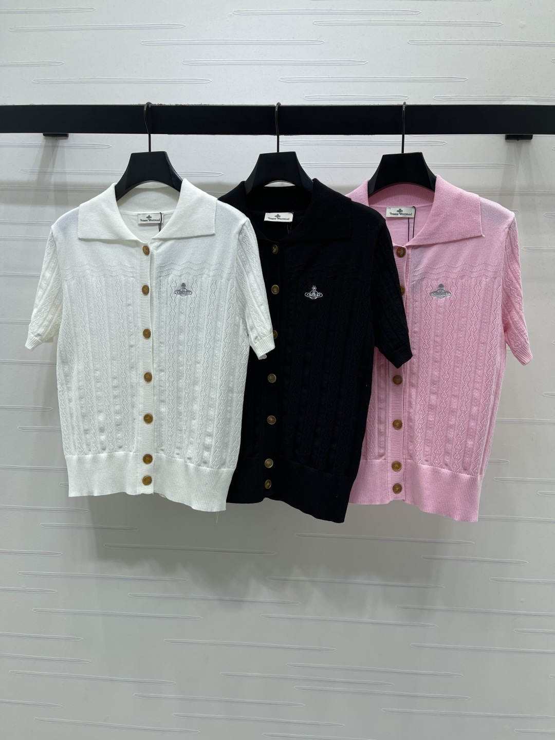 Women's short sleeves